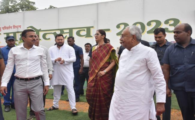 मीडिया पर एक ही पार्टी का कब्जा हो गया है: सीएम