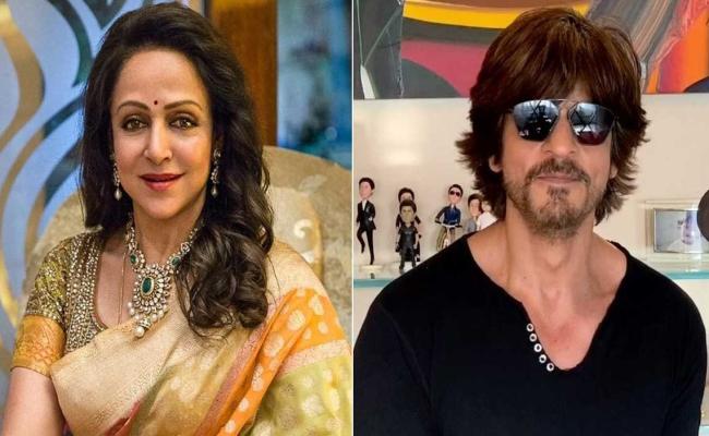 हेमा मालिनी का खुलासा, 31 साल पहले हुई थी शाहरुख खान के सुपरस्टार बनने की भविष्यवाणी