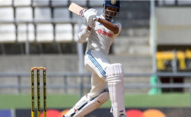 यशस्वी, रोहित का शतक, भारत विशाल स्कोर की ओर अग्रसर