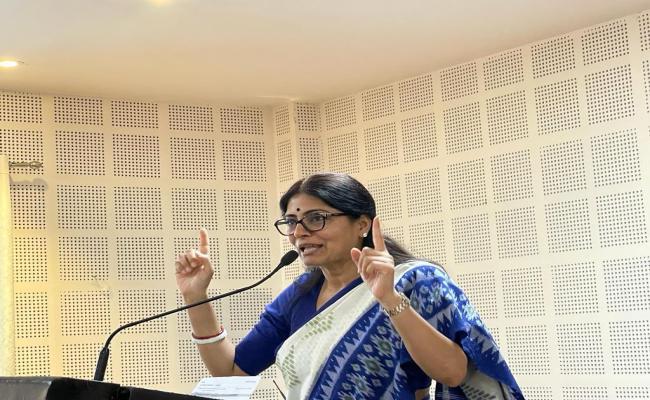 विपक्षी गठबंधन हताश और निराश दलों का है: अनुप्रिया पटेल