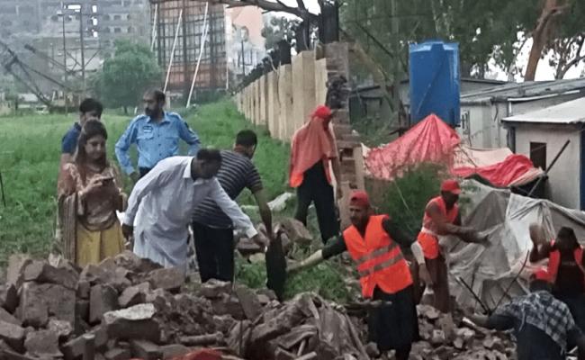 इस्लामाबाद में मूसलाधार बारिश, इमारत की दीवार ढही, 11 की मौत