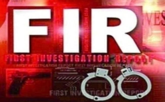 हत्यारोपी को पीटने के आरोप में 3 नामजद और 12 अज्ञात वकीलों पर केस दर्ज