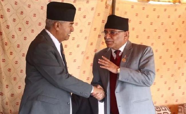 नेपाल में कोशी प्रांत सरकार के गठन के लिए प्रचंड और देउबा के बीच हुई बैठक