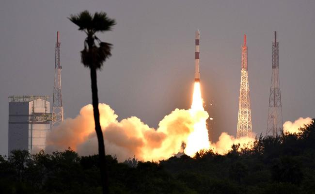 श्रीहरिकोटा से पीएसएलवी-सी56 रॉकेट को अंतरिक्ष भेजा गया