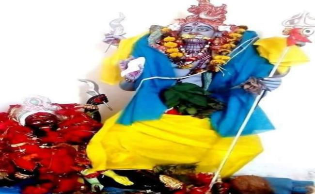 महाकाल मंदिर में भक्तों ने चौथी सोमवारी पर किया जलार्पण