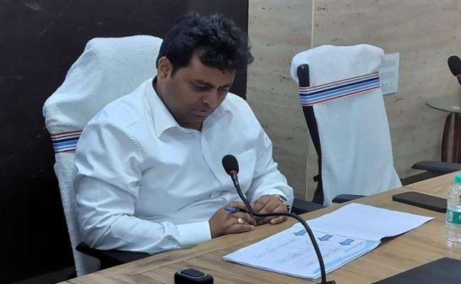 छत्तर मांडू में लगेगा सीवेज ट्रीटमेंट प्लांट, नगर परिषद क्षेत्र में तत्काल हो फॉगिंग: डीसी