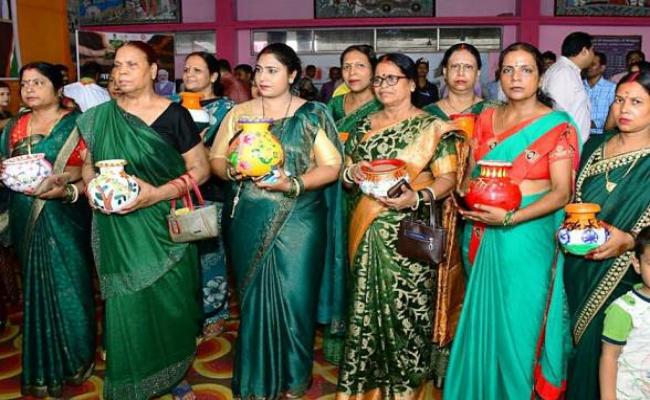 मेरी माटी मेरा देश अभियान को ले कटिहार रेलमंडल के 75 स्टेशनों से अमृत कलश दिल्ली रवाना