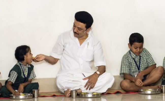 तमिलनाडु सरकार ने निशुल्क नाश्ता योजना को दिया विस्तार, 15.75 लाख प्राथमिक छात्रों को मिलेगा लाभ