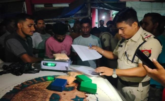 ड्रग्स की तस्करी में शामिल दो गिरफ्तार