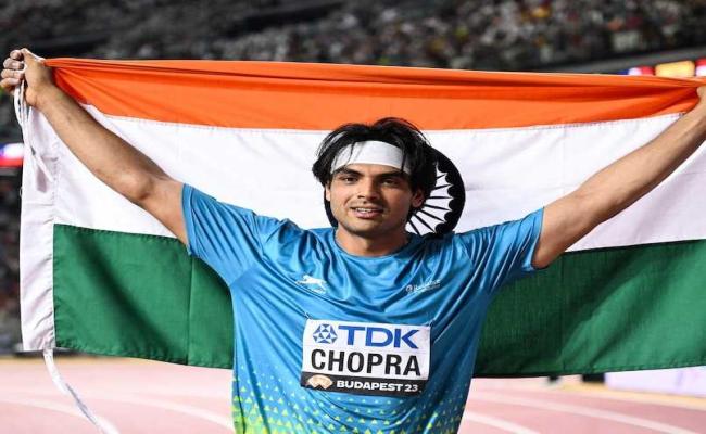विश्व एथलेटिक्स: नीरज चोपड़ा ने भारत के लिए पहली बार जीता स्वर्ण पदक, रोमांचक मुकाबले में पाकिस्तान के नदीम को हराया