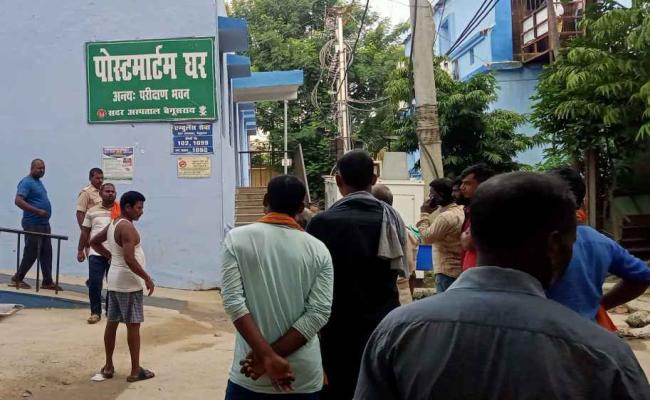 छात्र ने घर में फांसी का फंदा लगाकर कर ली आत्महत्या