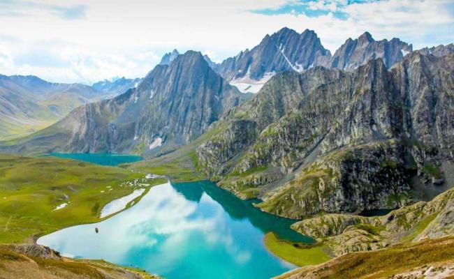 देश में पर्यटन को लगे पंख, भरी ऊंची उड़ान