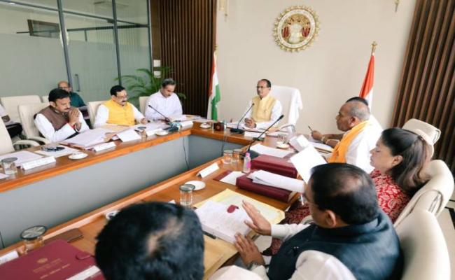 मप्रः सावन में घरेलू गैस सिलेंडर खरीदने वाली महिलाओं को वापस मिलेंगे 500 रुपये