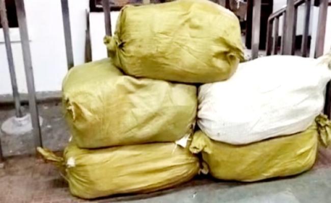 लमडिंग रेलवे जंक्शन पर भारी मात्रा में बर्मीज सुपारी जब्त