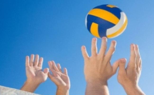 यूरोपीय वॉलीबॉल चैंपियनशिप : रोमानिया ने यूरोपीय गोल्डन लीग चैंपियन तुर्किये का हराया