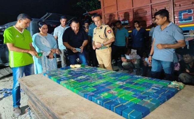 अमीनगांव में 18 करोड़ रुपये की ड्रग्स के साथ 6 गिरफ्तार