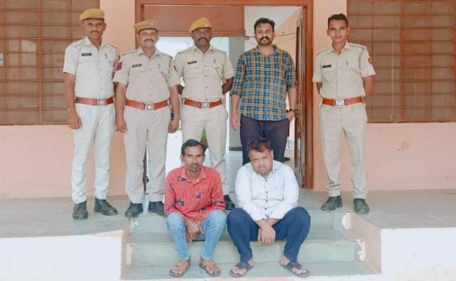 डकैती के मामले में आठ साल से फरार दो स्थाई वारंटी पाटन गुजरात से गिरफ्तार