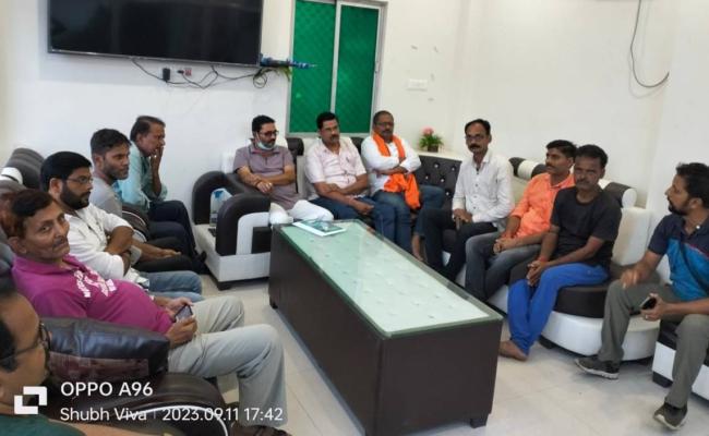 राज्य और राष्ट्रीय स्तर पर सवर्ण आयोग बनाने की मांग के मुद्दे पर बैठक