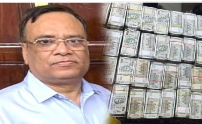 सीबीआई ने रेलवे अधिकारी के ठिकानों से 2.61 करोड़ बरामद किए