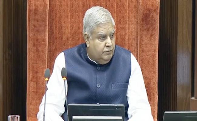 चंद्रयान-3 की सफलता से इसरो ने अंतरिक्ष अन्वेषण के इतिहास में अपना नाम दर्ज करा लिया : उपराष्ट्रपति