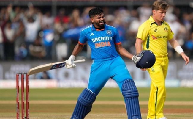 बारिश से बाधित मैच में भारत ने ऑस्ट्रेलिया को 99 रन से हराया, श्रृंखला में बनाई 2-0 की अजेय बढ़त