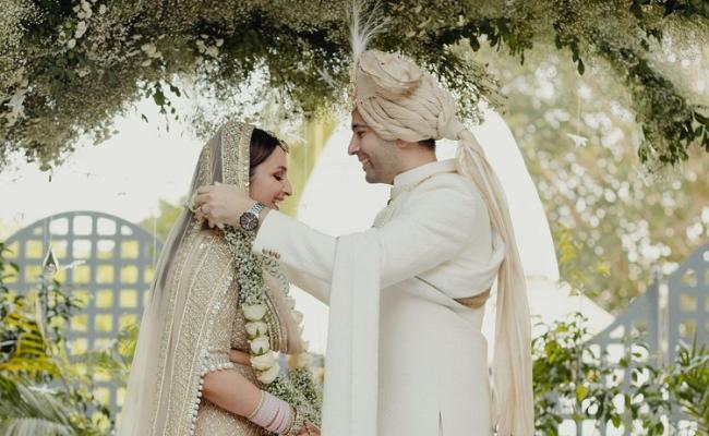 शादी के बंधन में बंधे परिणीति चोपड़ा-राघव चड्ढा