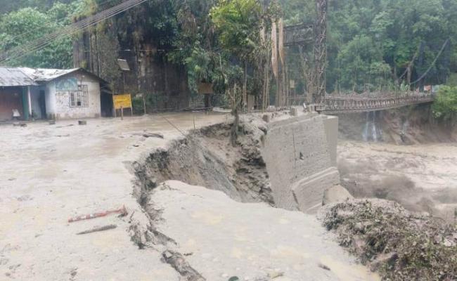 सिक्किम त्रासदी: 14 लोगों की मौत, 23 सैन्य जवानों सहित 102 लापता, 22 हजार लोग प्रभावित