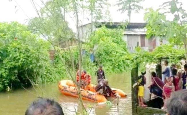 लखीमपुर के गरियाजान से बरामद युवक का शव