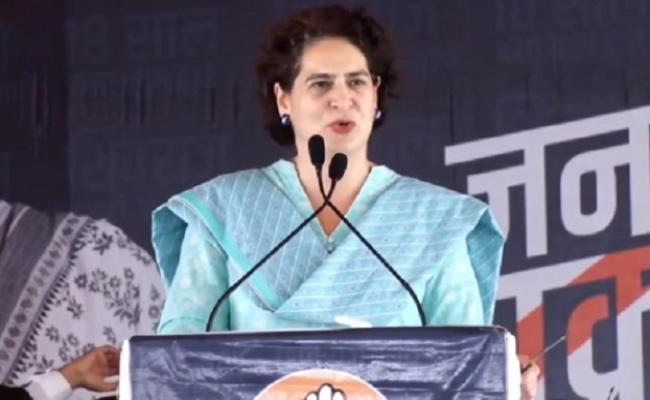 प्रियंका वाड्रा ने शिवराज सरकार पर साधा निशाना, कहा- मप्र में 18 साल में 250 से ज्यादा घोटाले हुए