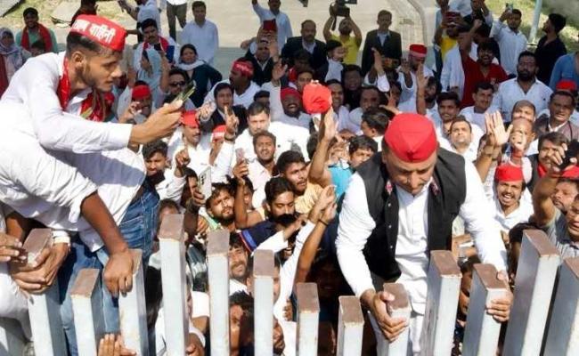 भाजपा सरकार की तानाशाही के खिलाफ लड़ते रहेंगे समाजवादी: अखिलेश यादव