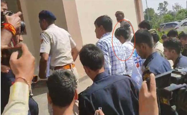 गुरुग्राम: मोनू मानेसर की निशानदेही पर 1 राईफल समेत 1 बुलेट प्रूफ गाड़ी बरामद