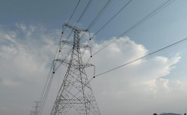 अदाणी ने शुरू की 765 केवी की सबसे बड़ी इंटर-रीजनल वरोरा-कुरनूल ट्रांसमिशन लाइन