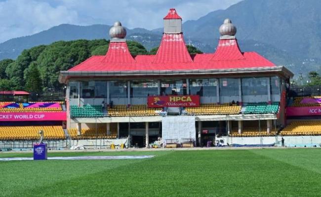 न्यूजीलैंड व ऑस्ट्रेलिया का मैच कल, दोनों टीमों ने बहाया पसीना
