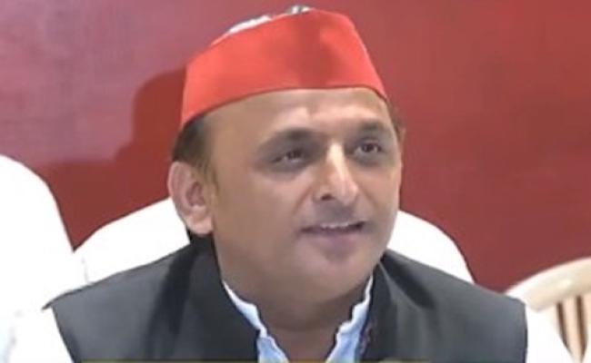 डबल इंजन की सरकार में उप्र की स्वास्थ्य सेवाएं ध्वस्त : अखिलेश यादव