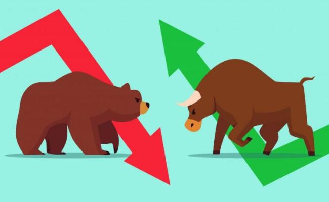 शुरुआती कारोबार में शेयर बाजार पर दबाव, सेंसेक्स-निफ्टी लुढ़के