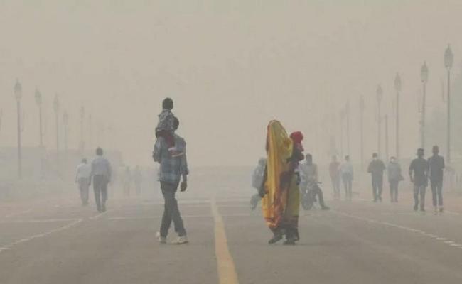 दिल्ली-एनसीआर में सांसों पर संकट बरकरार