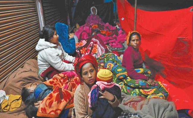 नेपाल के भूकंप प्रभावित क्षेत्र में राहत-बचाव अभियान जारी, अब तक 157 की मौत, 3,000 घर पूरी तरह नष्ट