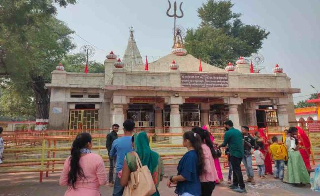 देवीपाटन शक्तिपीठ 51 सौ मिट्टी के दीपकों से जगमगायेगा