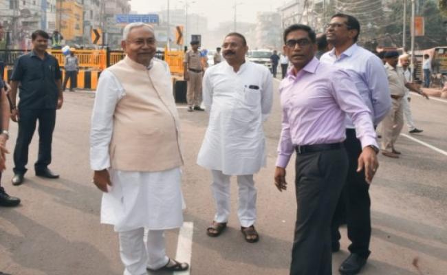 मुख्यमंत्री ने लोहिया पथ चक्र का किया लोकार्पण