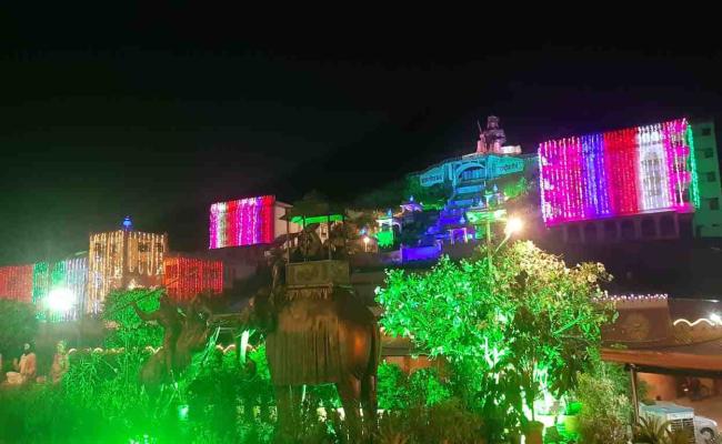 दीयों की रोशनी से जगमग हुआ प्रताप गौरव केन्द्र