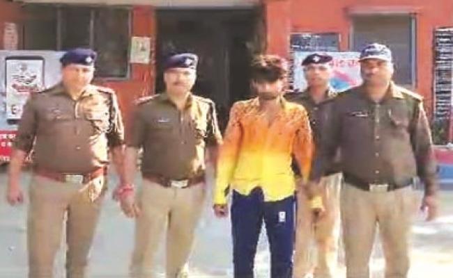 पत्नी की हत्या कर जंगल में शव फेंकने वाला गिरफ्तार