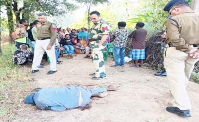 जशपुर : सड़क किनारे कांग्रेस कार्यकर्ता की खून से लथपथ मिली लाश, पुलिस जांच में जुटी