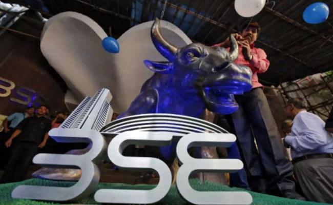 शेयर बाजार में लगातार दूसरे दिन रही तेजी, सेंसेक्स 307 अंक उछला