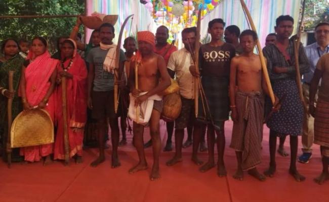 धमतरी : मतदान को लेकर विशेष पिछड़ी कमार जनजाति के मतदाताओं में दिखा उत्साह