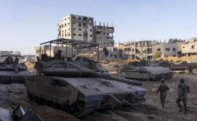 दक्षिणी गाजा के खान यूनिस में गरजीं इजराइल की मिसाइलें, 26 की मौत