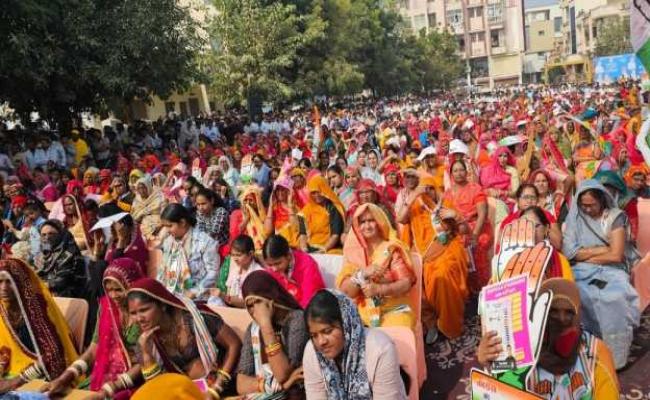 बीजेपी के पास केवल हिन्दु-मुस्लिम और भारत-पाक के मुद्दे, हम हर वर्ग की सोचते : पायलट