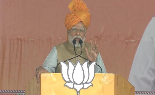 भ्रष्टाचार, वंशवाद व तुष्टीकरण भारत को विकसित राष्ट्र बनने से रोक रहा : नरेन्द्र मोदी