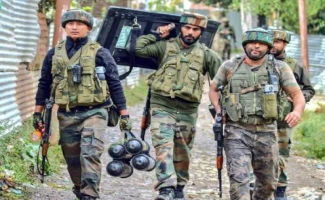 राजौरी में सुरक्षाबलों और आतंकियों के बीच मुठभेड़ शुरू