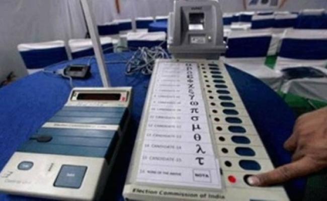 मतदान केन्द्रों वाले विद्यालयों में 25 नवंबर को स्थानीय अवकाश घोषित