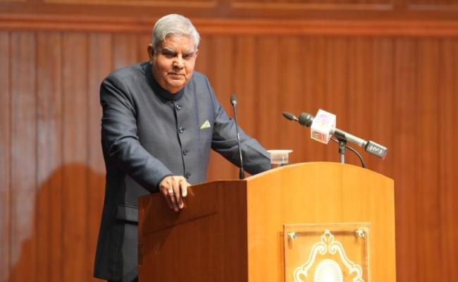 उपराष्ट्रपति ने औपनिवेशिक कानूनों की विरासत को ग्लोबल साउथ के देशों के लिए अत्यधिक बोझिल बताया